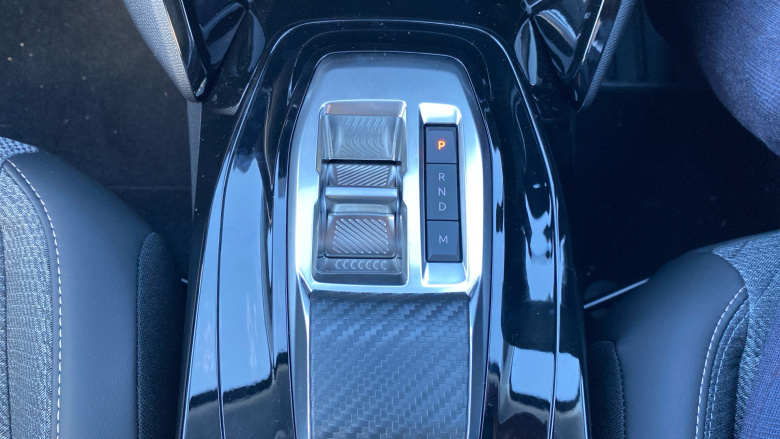 Peugeot 208 1.2 Hybrid 110 Allure 5dr e-DSC6 Petrol Hatchback